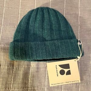 Frank and Oak toque